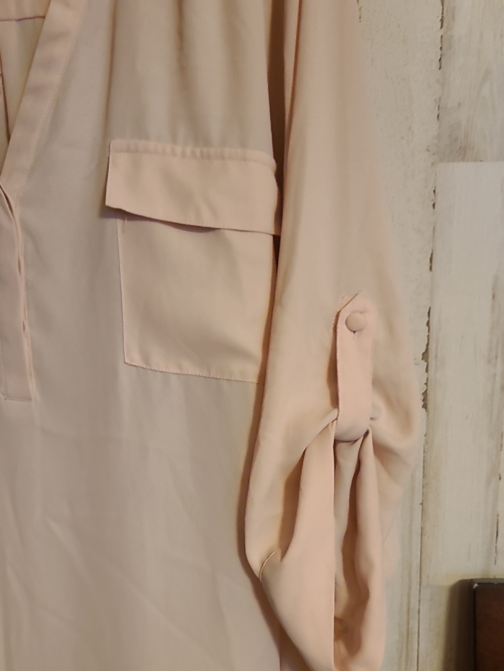 torrid Pale Blush Pink V-Neck Tunic with Front Flap Pockets - Picture 3 of 5